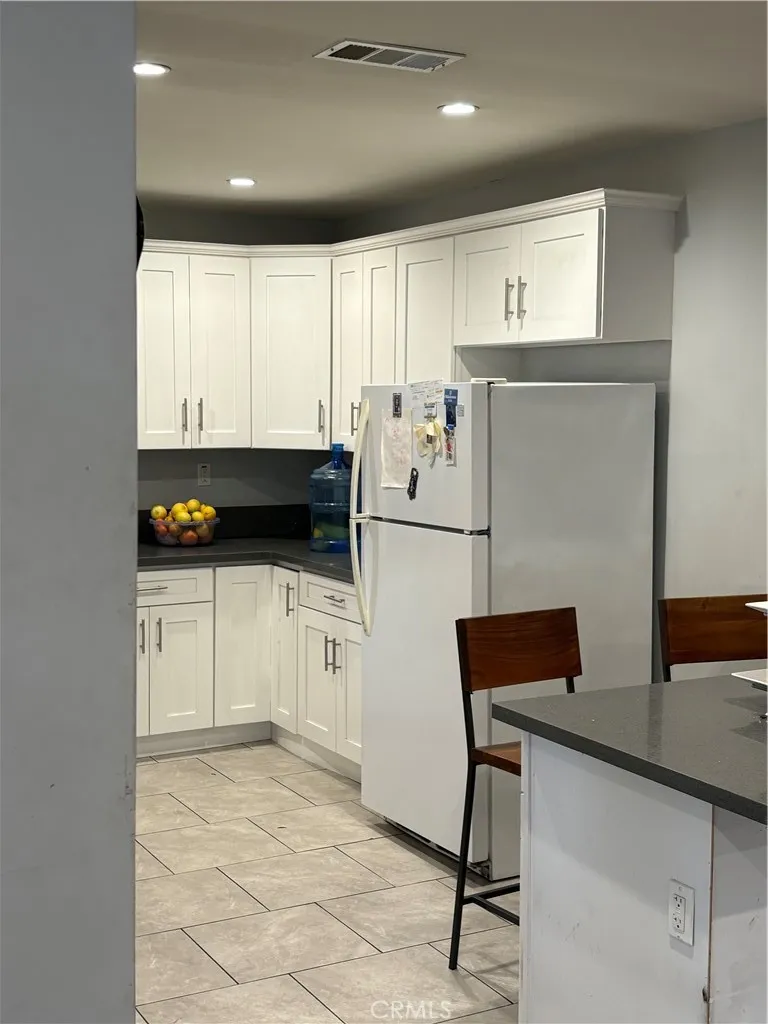 10359 Telfair Pacoima, CA 91331
