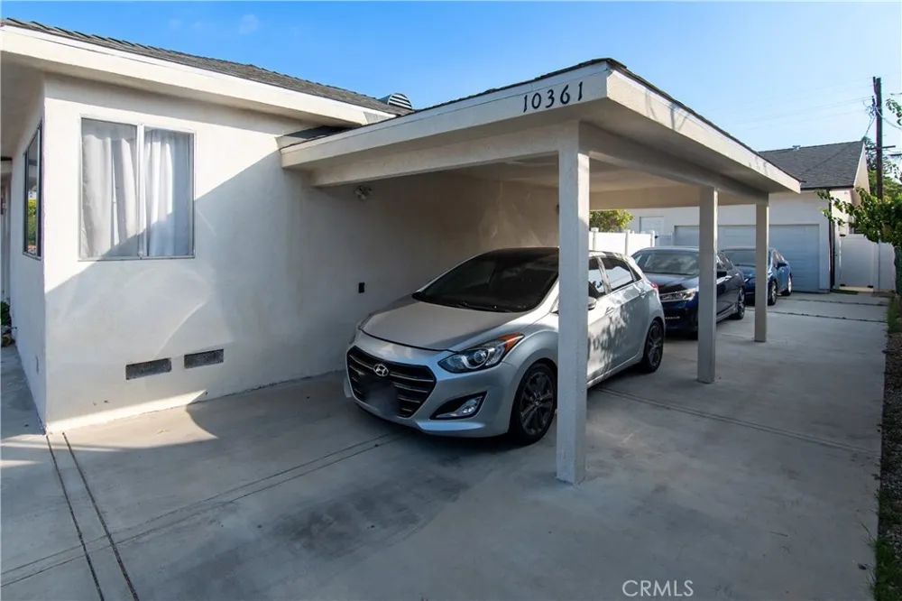 10359 Telfair Pacoima, CA 91331