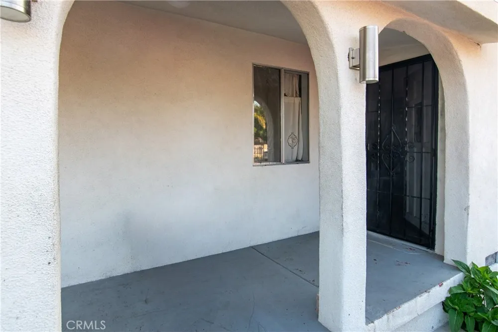 10359 Telfair Pacoima, CA 91331