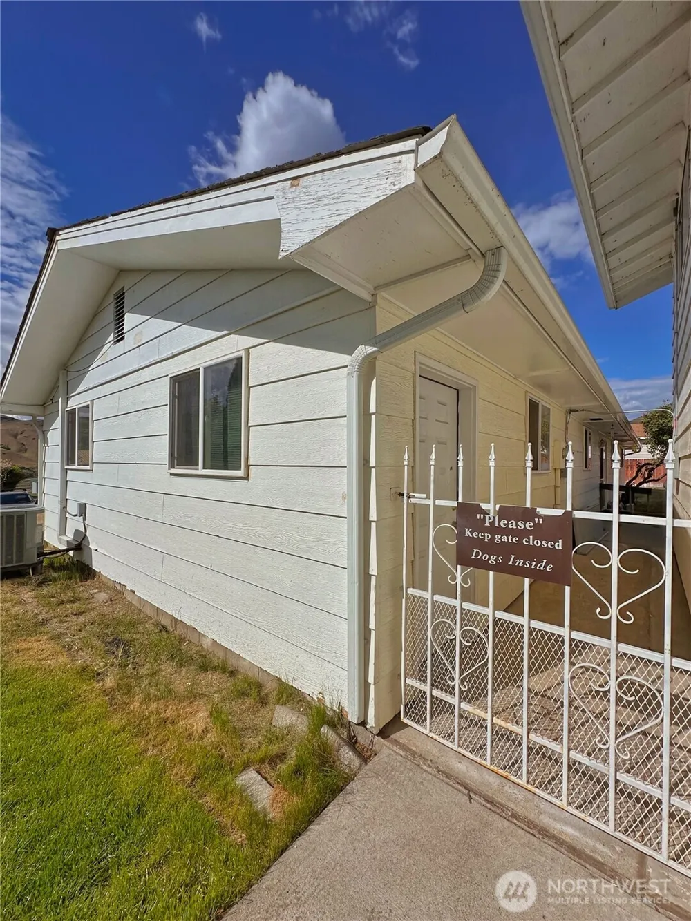 1113 River Drive Coulee Dam, WA 99116