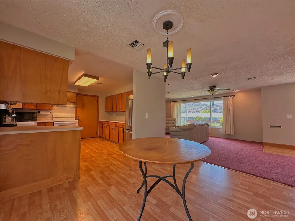 1113 River Drive Coulee Dam, WA 99116