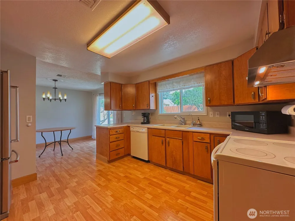 1113 River Drive Coulee Dam, WA 99116