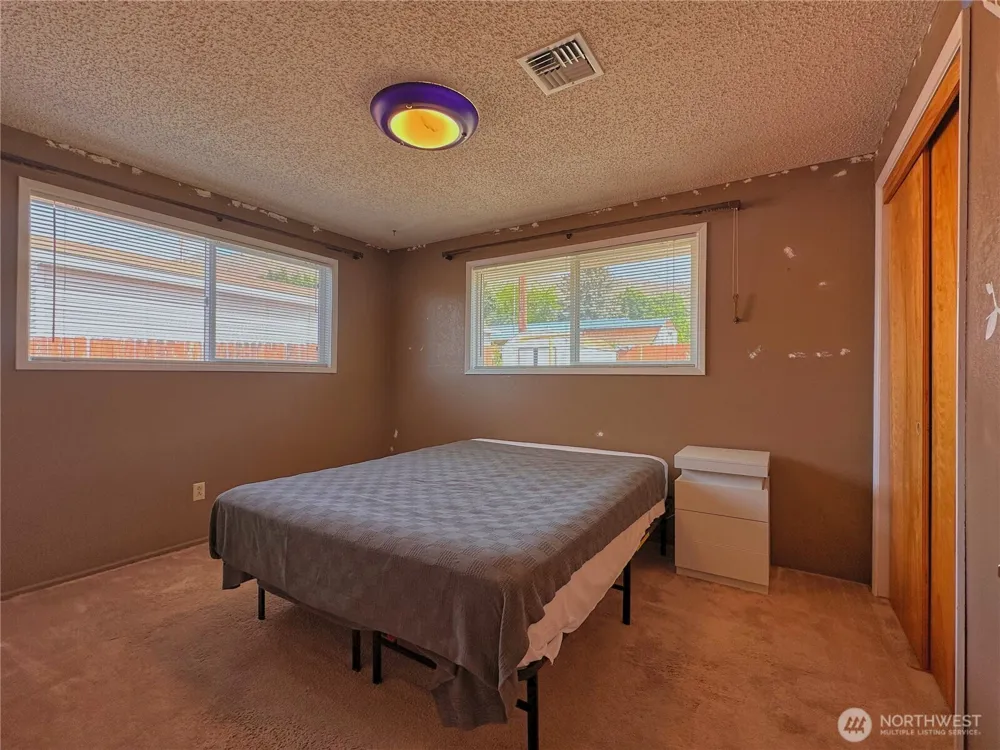 1113 River Drive Coulee Dam, WA 99116