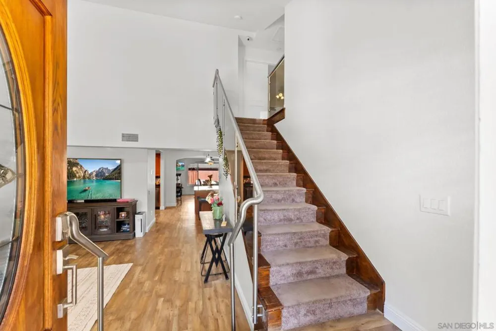 10253 Paseo Park Lakeside, CA 92040