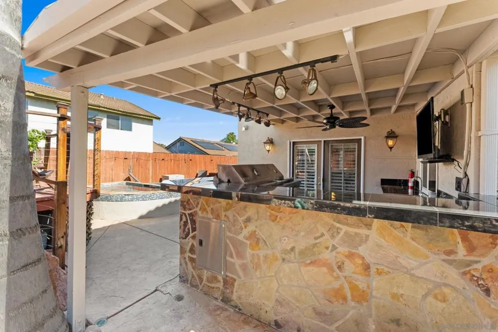 10253 Paseo Park Lakeside, CA 92040