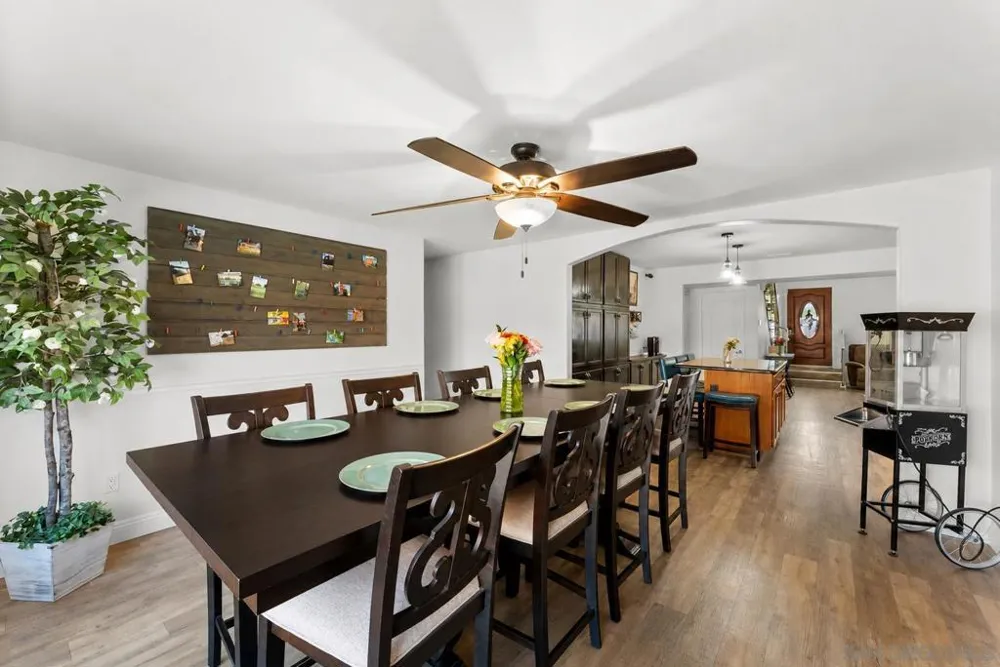 10253 Paseo Park Lakeside, CA 92040