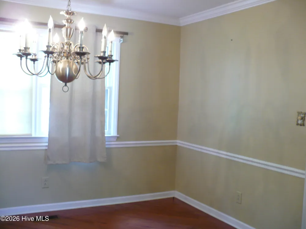 218 Parkwood Drive Jacksonville, NC 28546