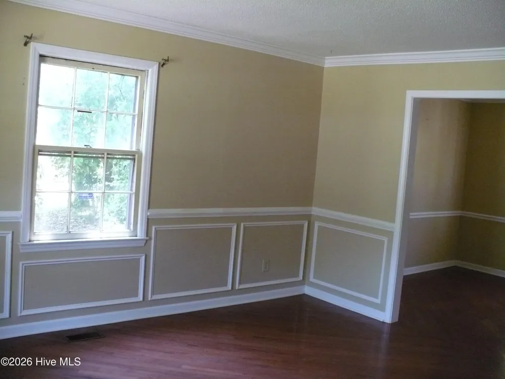 218 Parkwood Drive Jacksonville, NC 28546