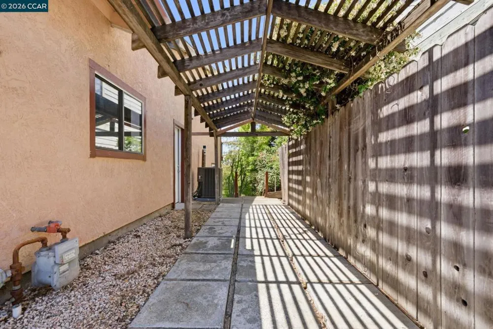 265 Toledo Ct Vallejo, CA 94591