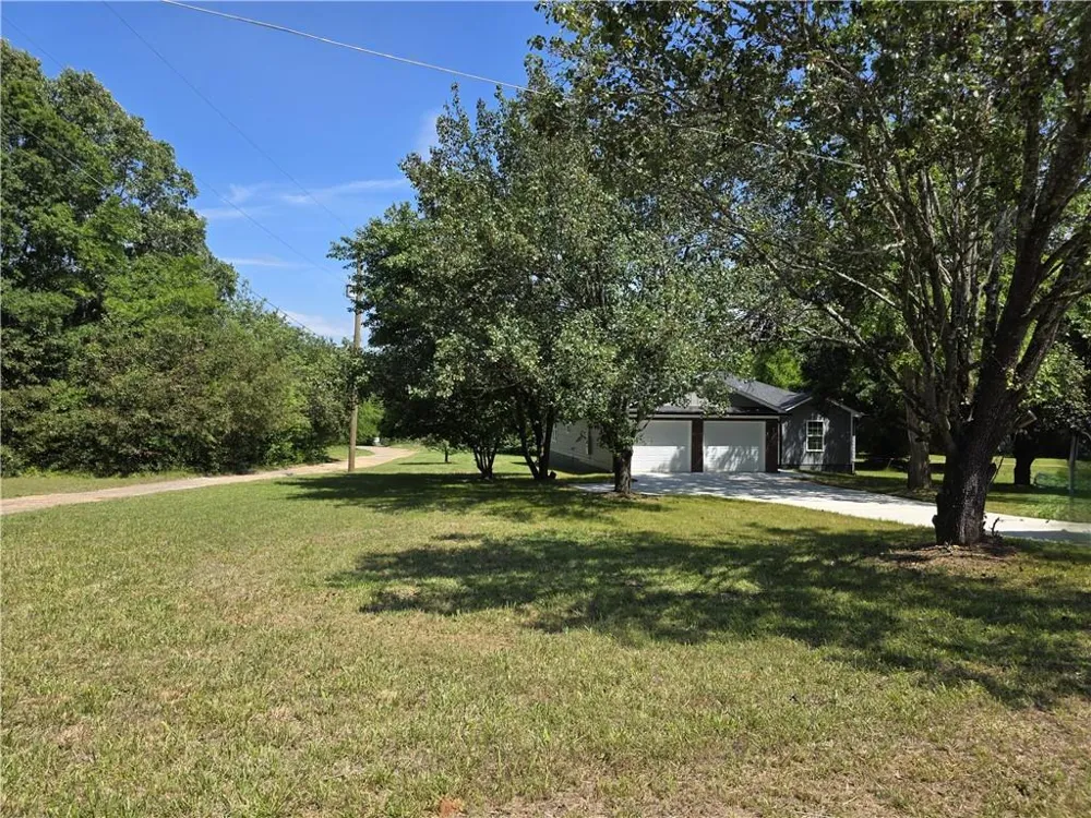 279 Taff Road Taylorsville, GA 30178
