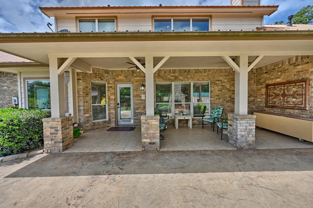 5960 Highway 36 Highway Bellville, TX 77418