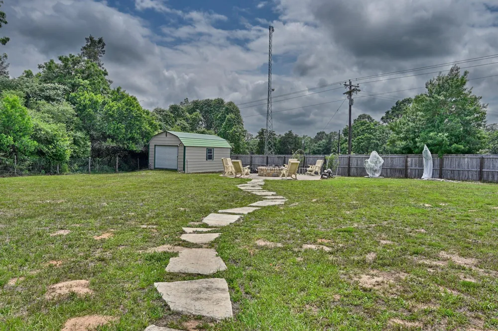 5960 Highway 36 Highway Bellville, TX 77418