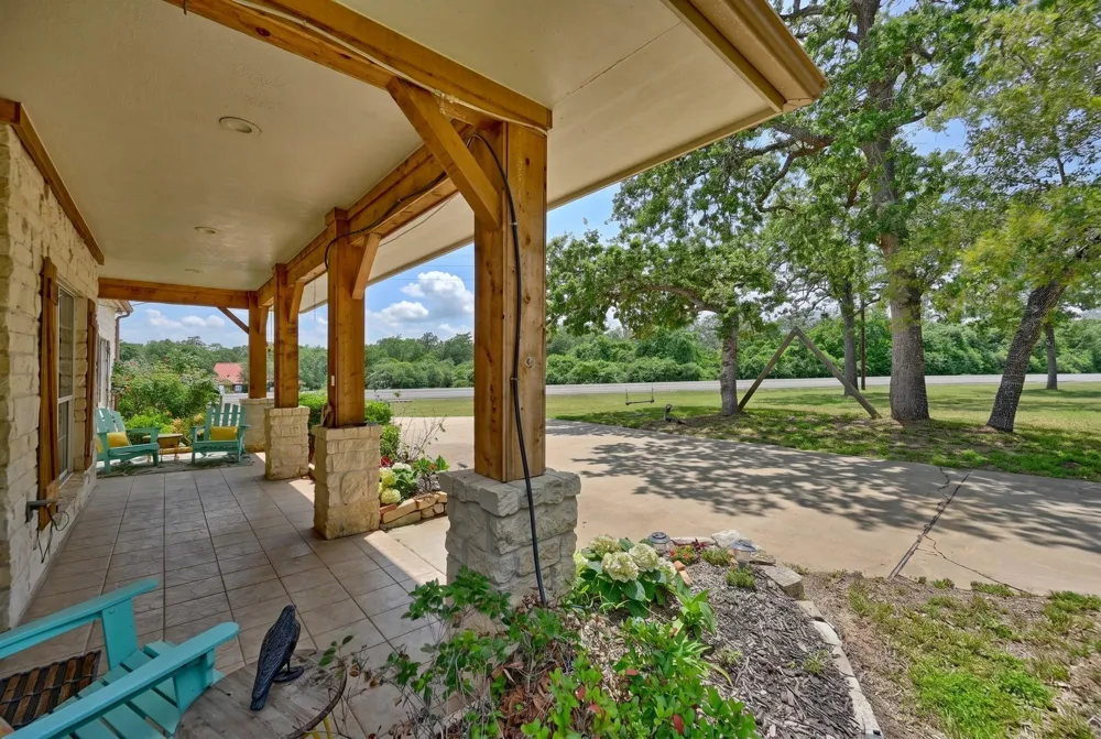 5960 Highway 36 Highway Bellville, TX 77418