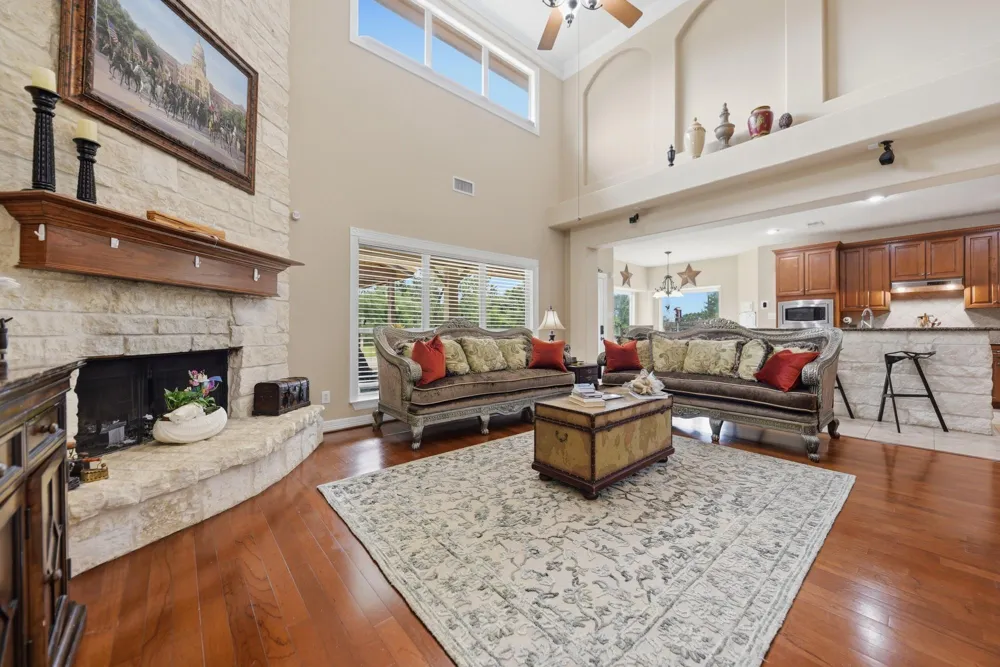 5960 Highway 36 Highway Bellville, TX 77418