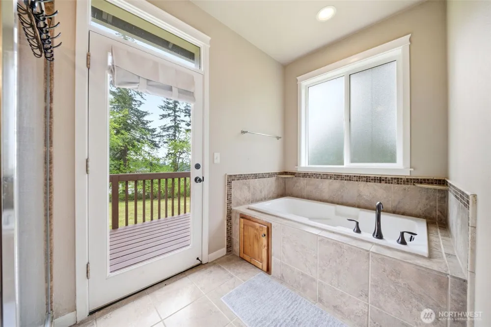 123 Blackjack Drive Kalama, WA 98625