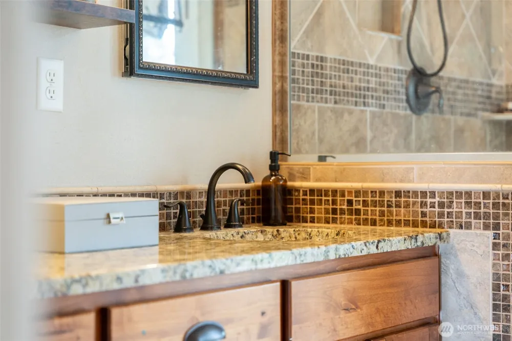 123 Blackjack Drive Kalama, WA 98625