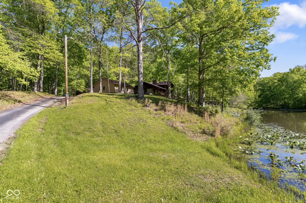 3546 Morrison Road Nashville, IN 47448