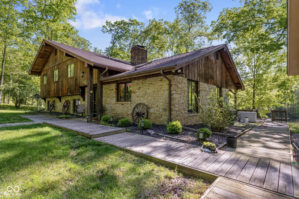 3546 Morrison Road Nashville, IN 47448