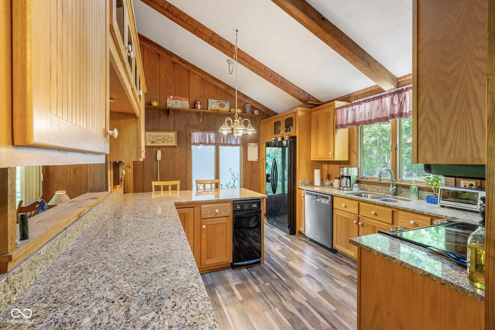 3546 Morrison Road Nashville, IN 47448