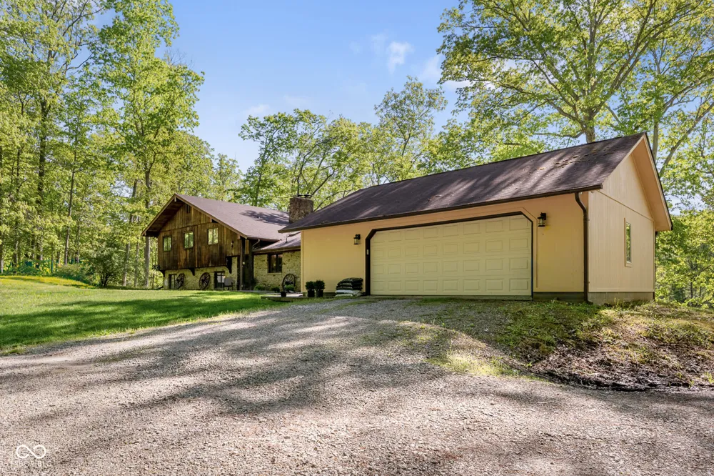 3546 Morrison Road Nashville, IN 47448