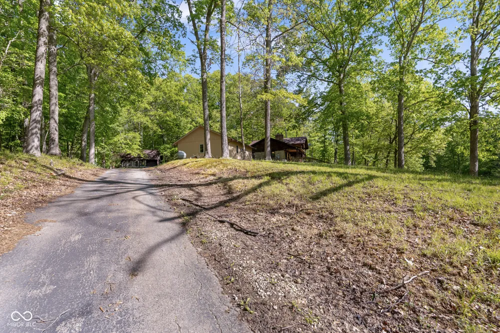 3546 Morrison Road Nashville, IN 47448