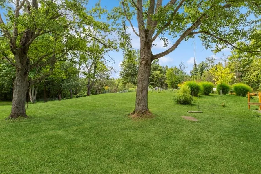 6460 E Galien Buchanan Road Bertrand Township, MI 49107