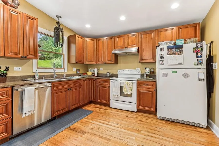 6460 E Galien Buchanan Road Bertrand Township, MI 49107