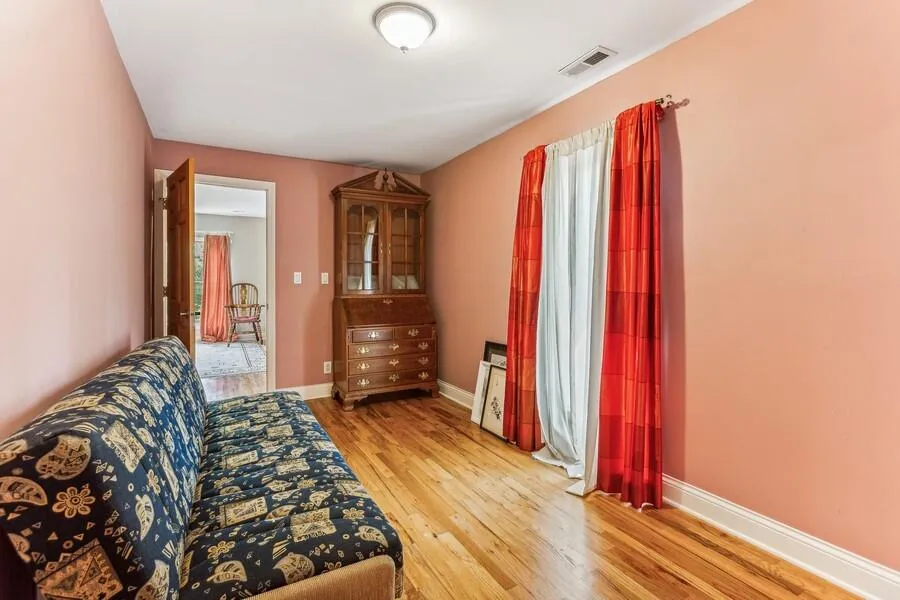 6460 E Galien Buchanan Road Bertrand Township, MI 49107