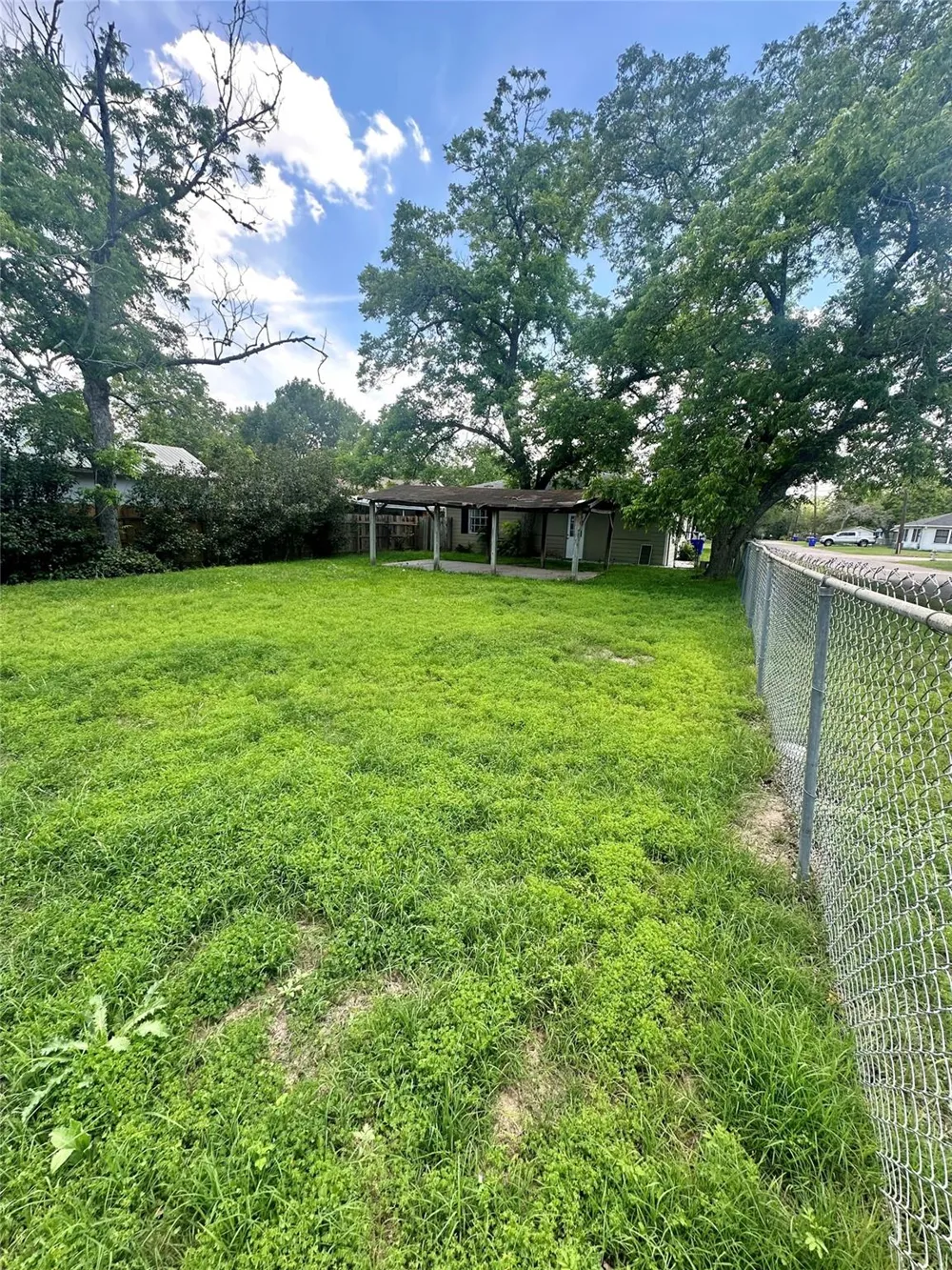 401 Walnut Yoakum, TX 77995