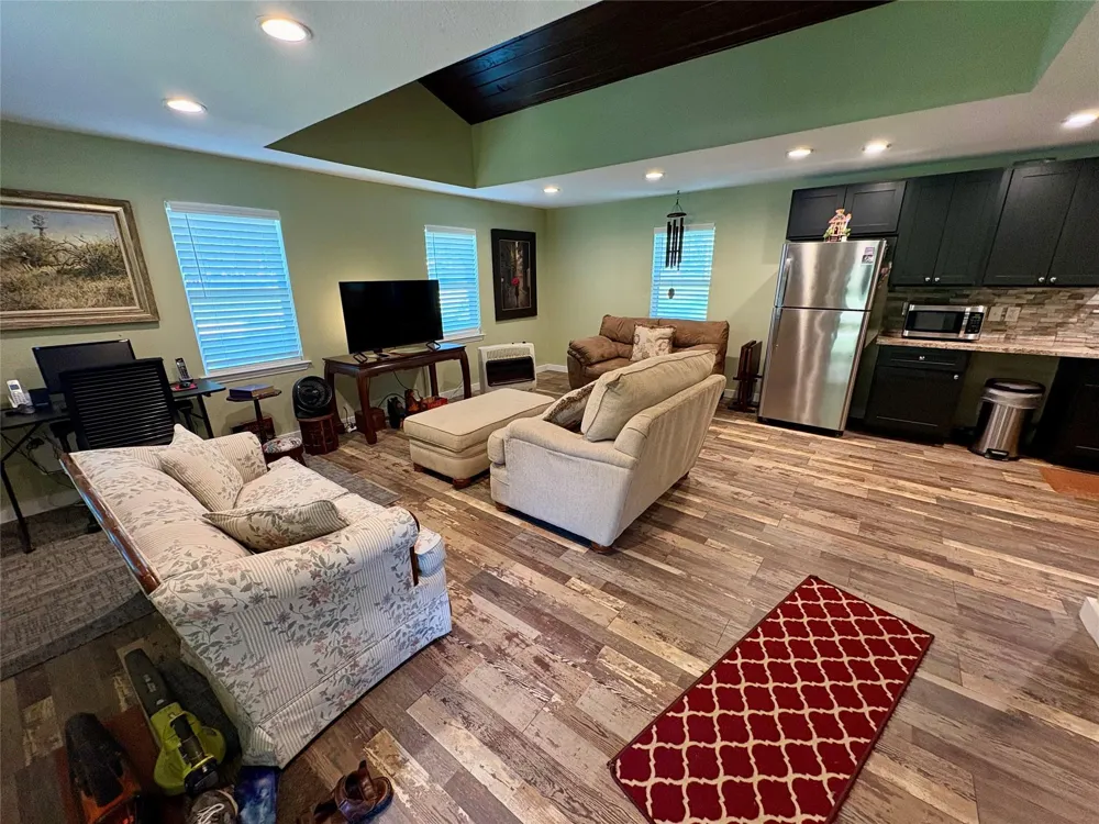 386 Spring Creek Dr Goodrich, TX 77335