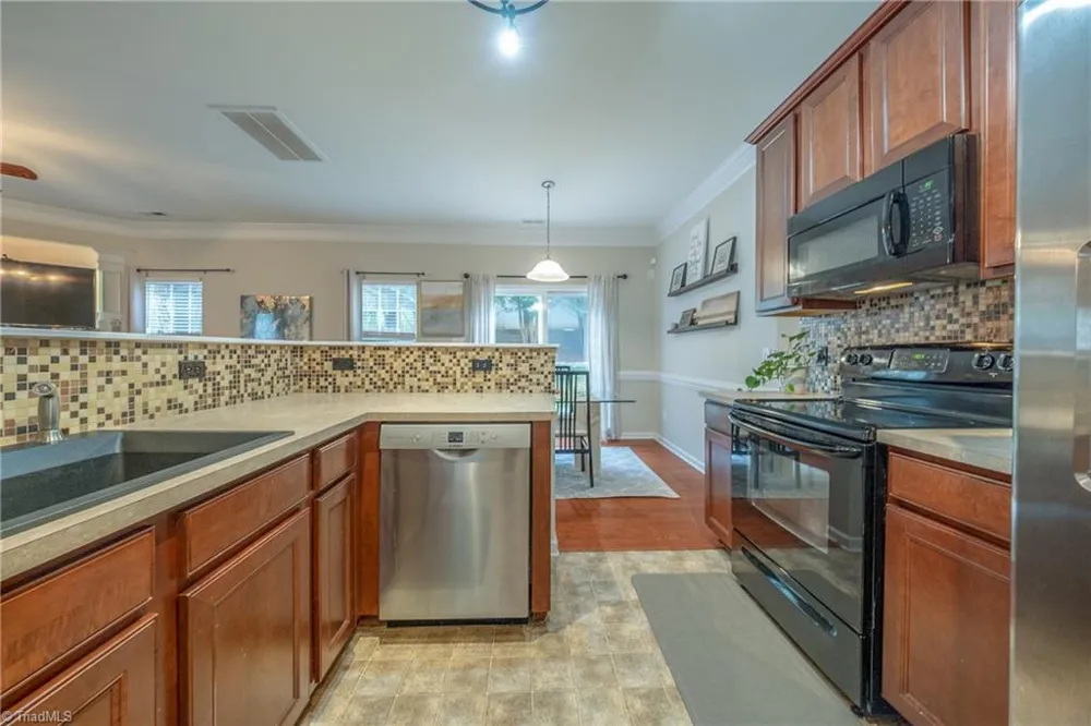 6009 Accord Court Pfafftown, NC 27040