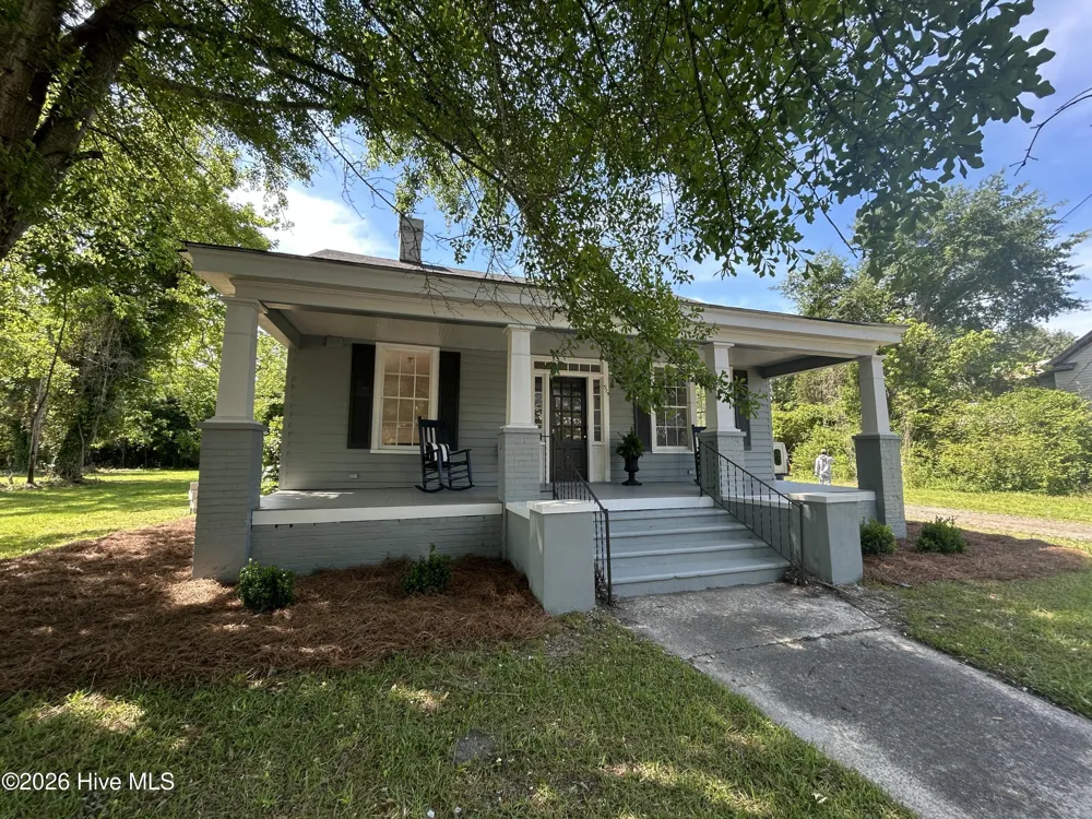 319 W Grubb Street Hertford, NC 27944