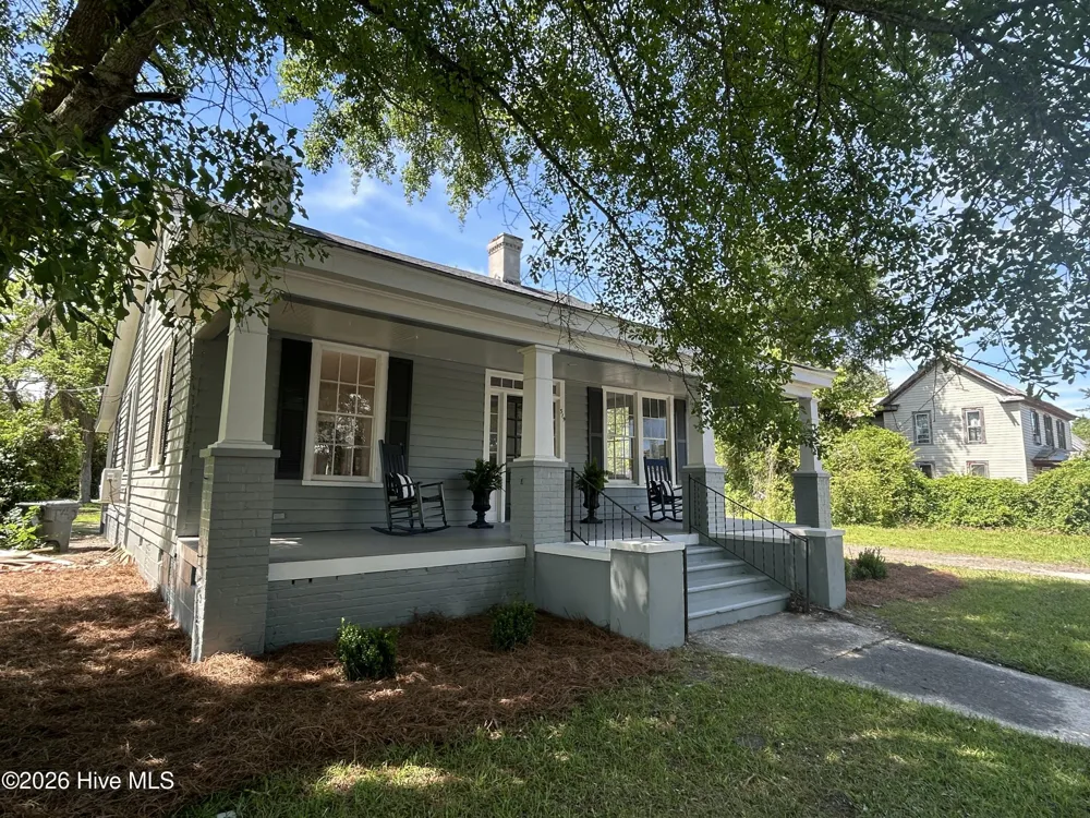319 W Grubb Street Hertford, NC 27944