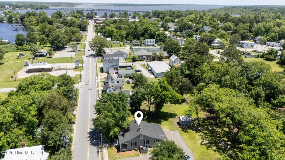 319 W Grubb Street Hertford, NC 27944