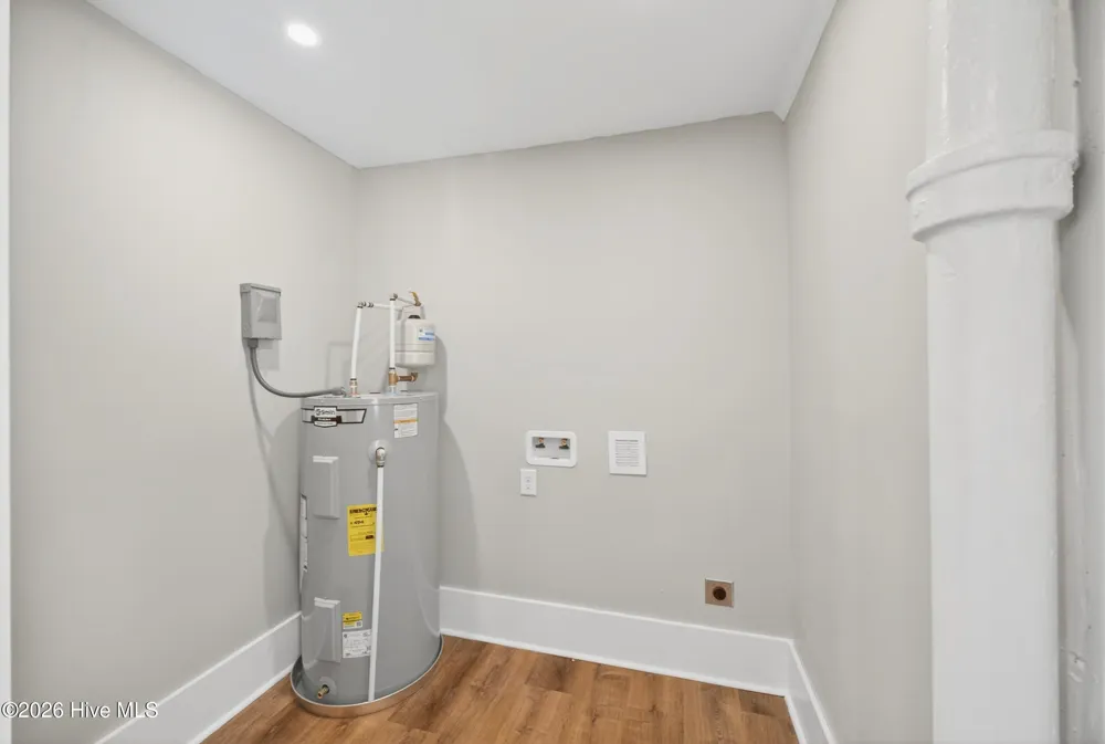 319 W Grubb Street Hertford, NC 27944