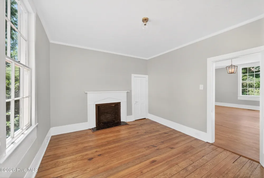 319 W Grubb Street Hertford, NC 27944