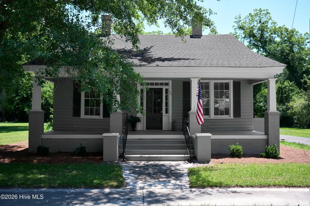319 W Grubb Street Hertford, NC 27944