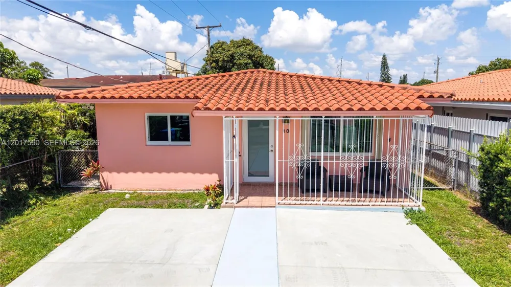 10 NW 60th Ct Miami, FL 33126