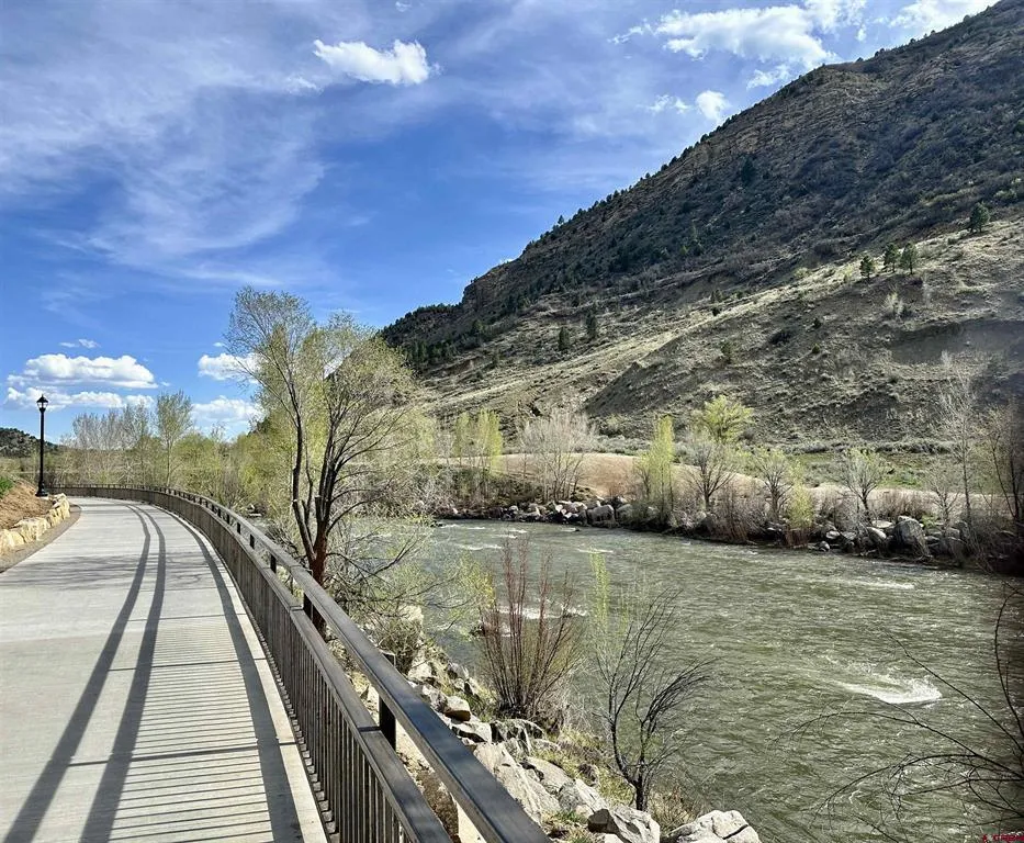 190 E 7Th Avenue #A6 Durango, CO 81301