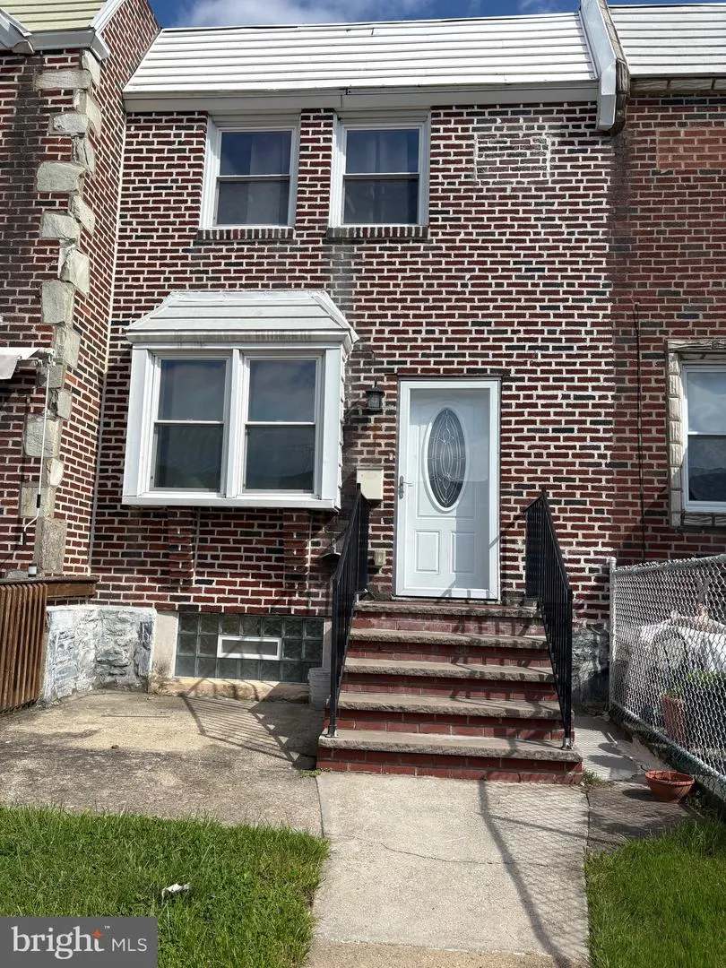 7151 AKRON STREET Philadelphia, PA 19149
