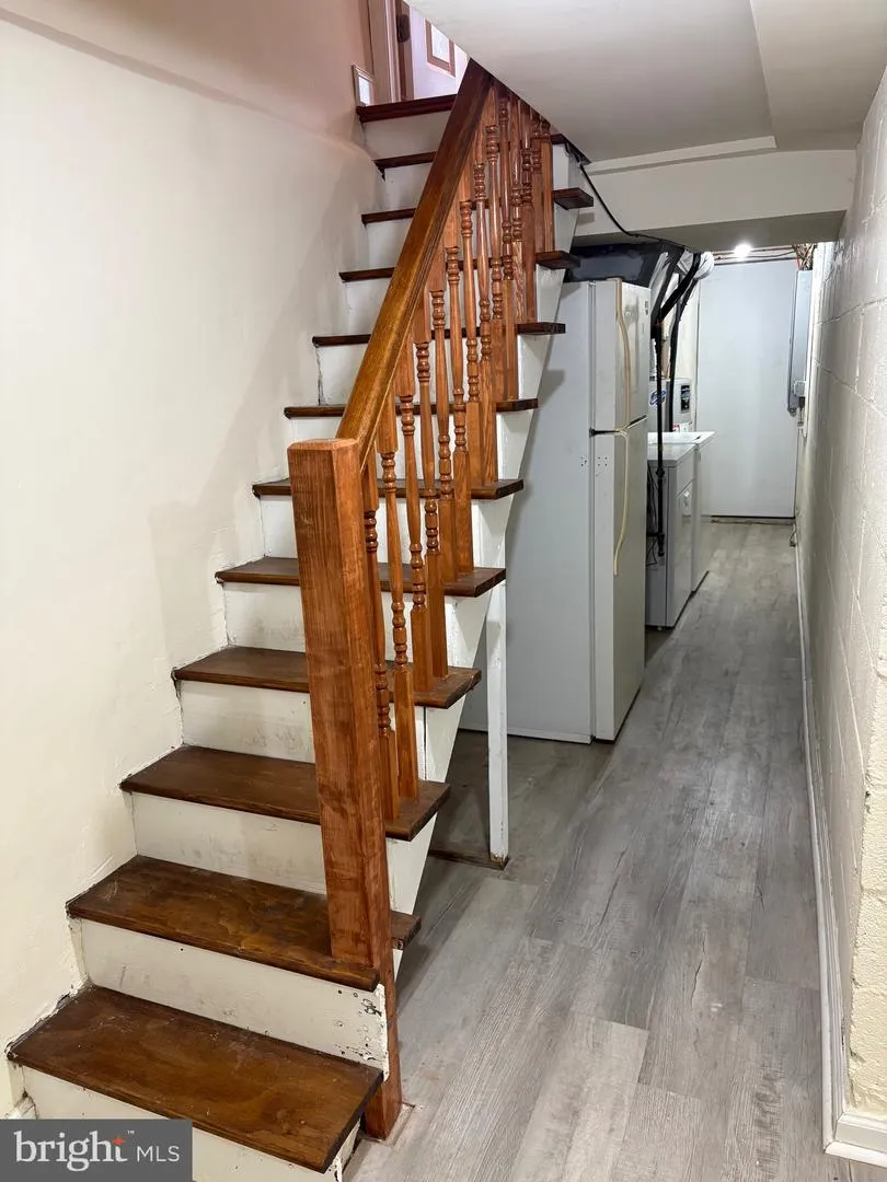 7151 AKRON STREET Philadelphia, PA 19149