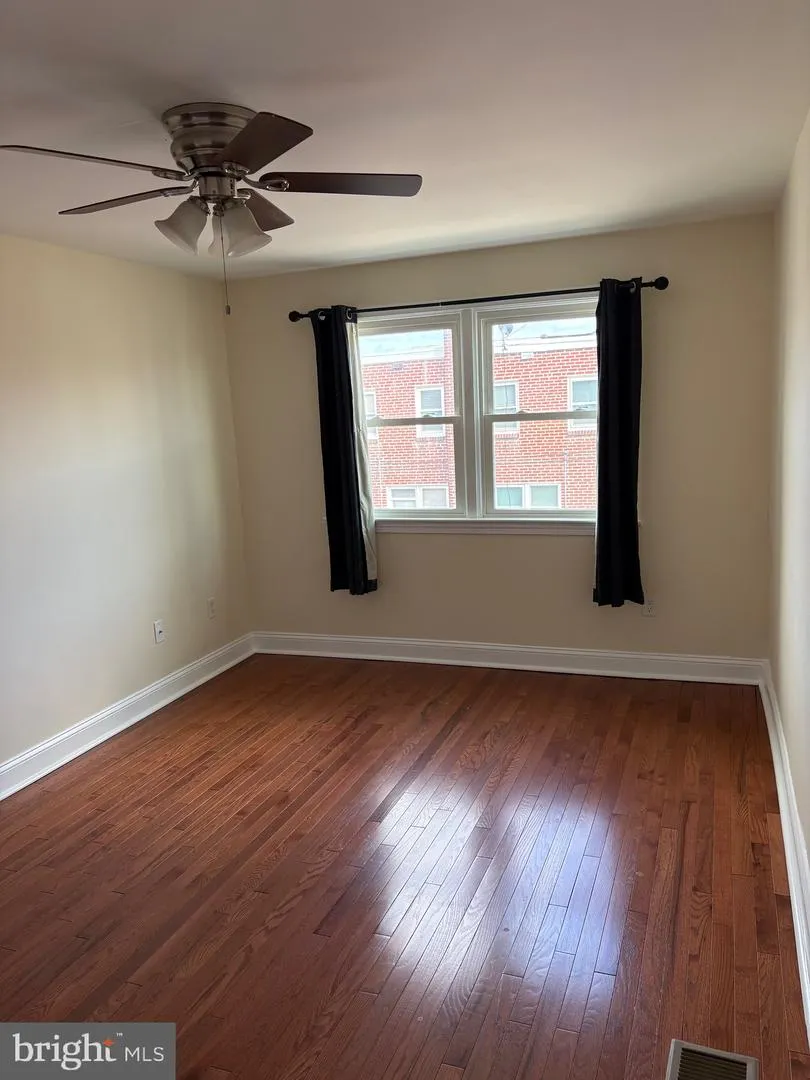 7151 AKRON STREET Philadelphia, PA 19149