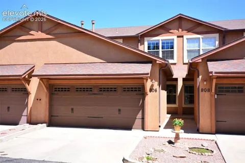 806 Misty Pines Circle