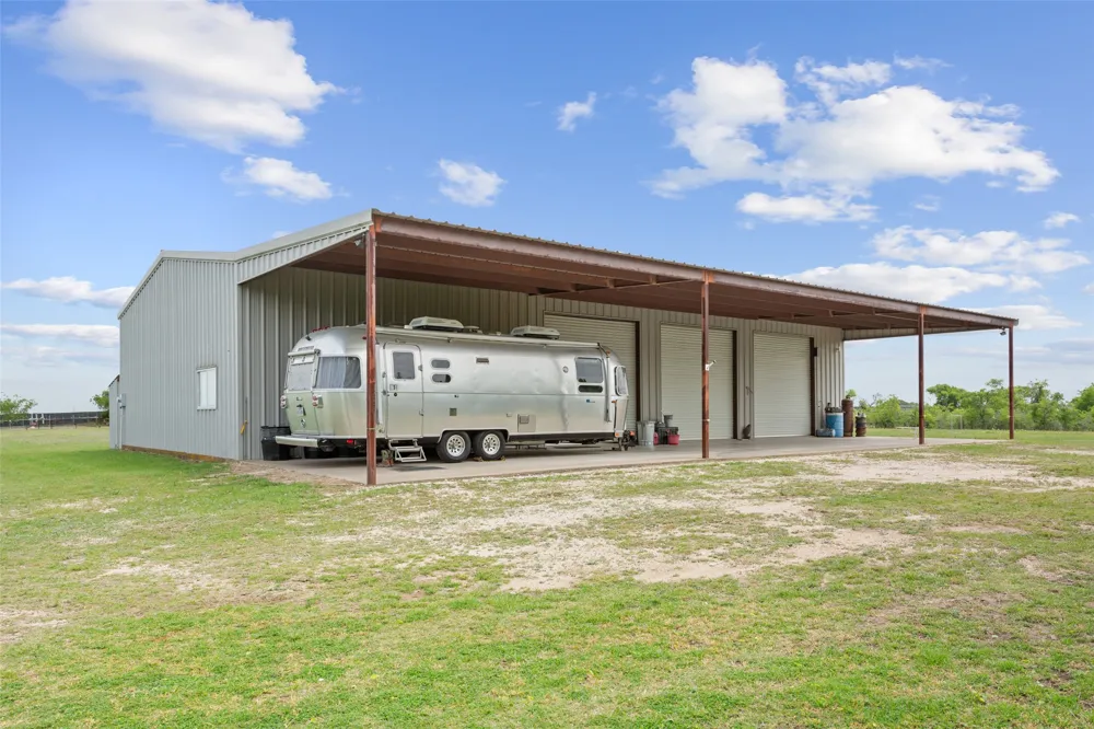 1277 HCR 4251 Hillsboro, TX 76645
