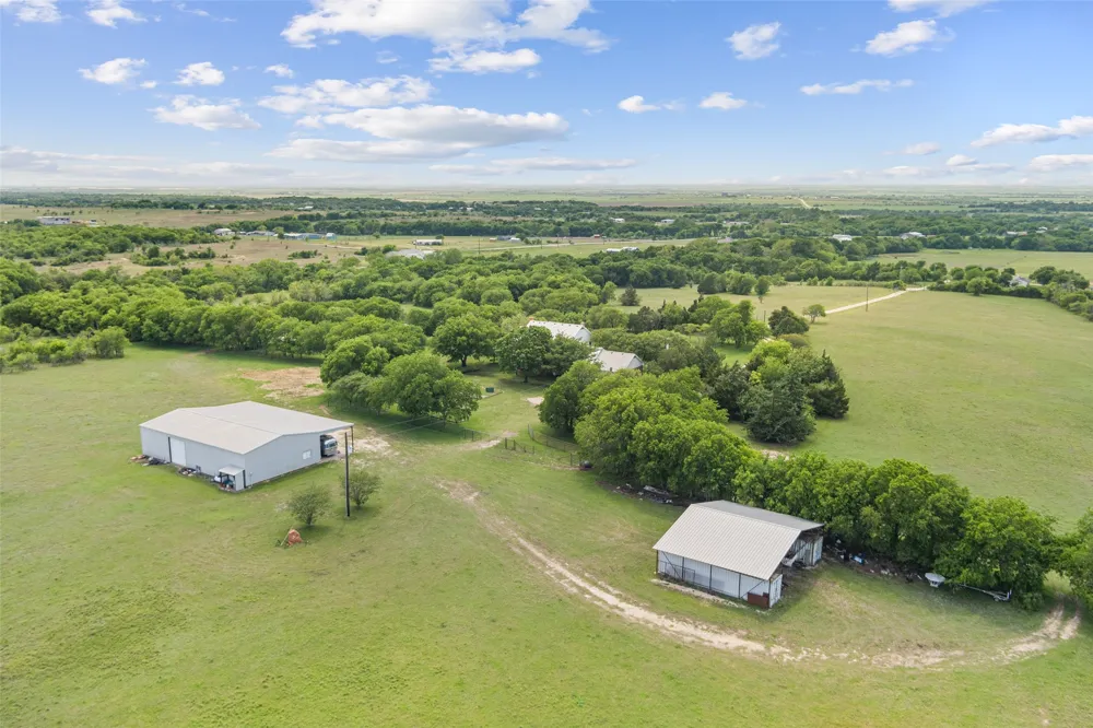 1277 HCR 4251 Hillsboro, TX 76645