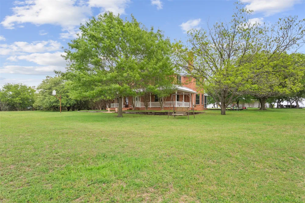 1277 HCR 4251 Hillsboro, TX 76645
