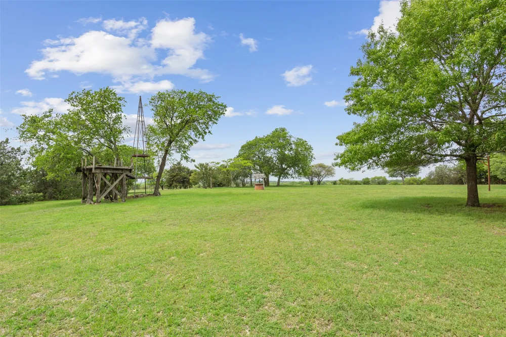 1277 HCR 4251 Hillsboro, TX 76645