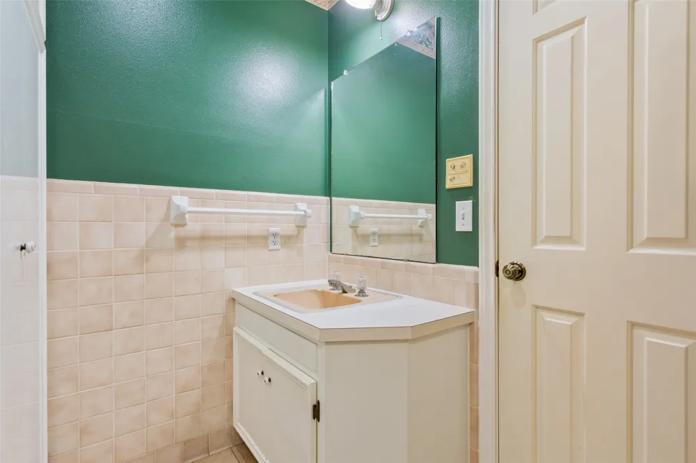 1277 HCR 4251 Hillsboro, TX 76645