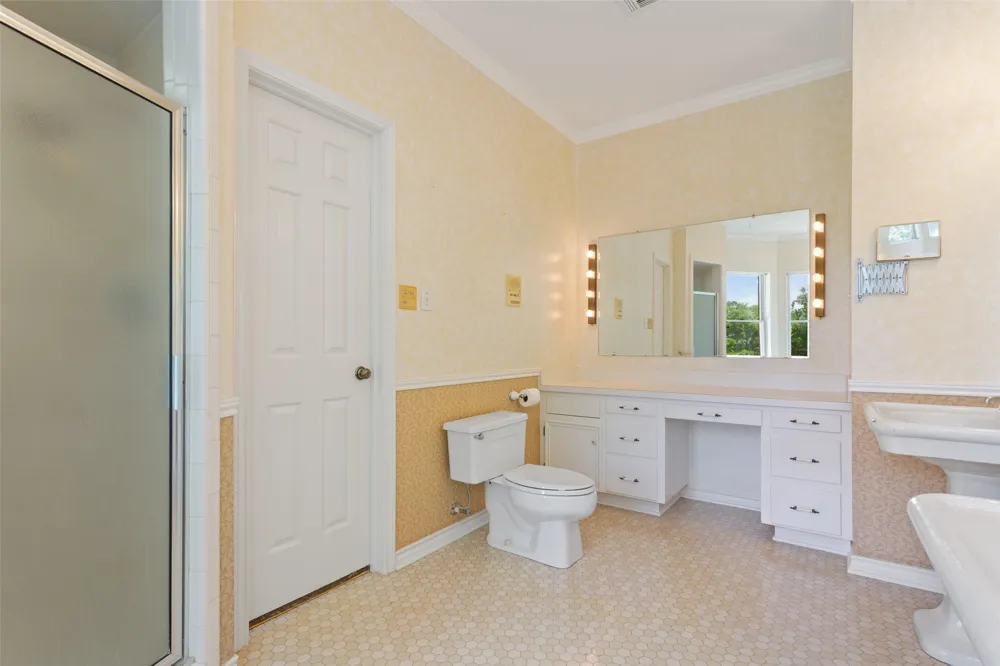 1277 HCR 4251 Hillsboro, TX 76645