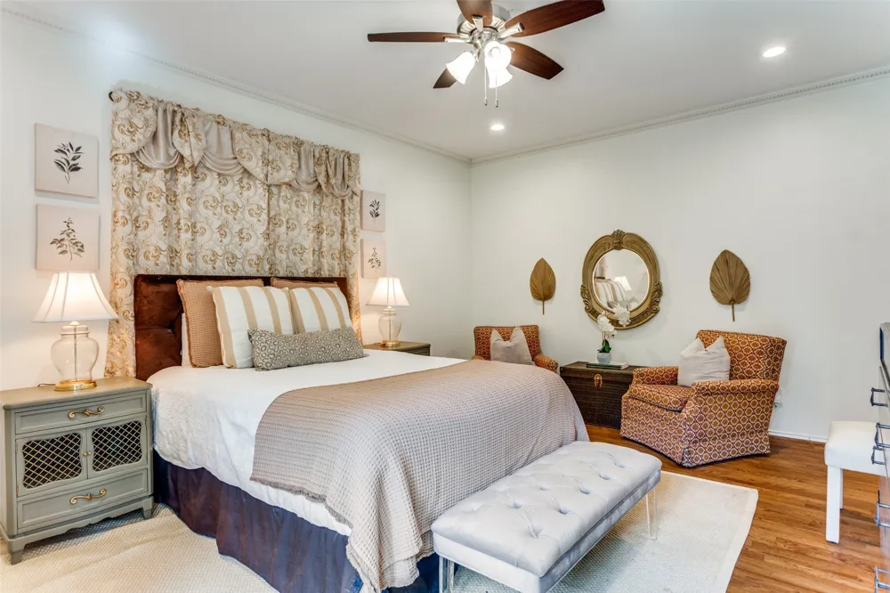 4312 Bellaire Drive S #204 Fort Worth, TX 76109